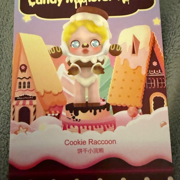 Discontinued Candy Monster Town Toy Skullpanda Cover girl - Picture 5 of 5